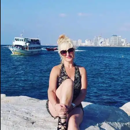Viktoriya, 50Raanana, Israel