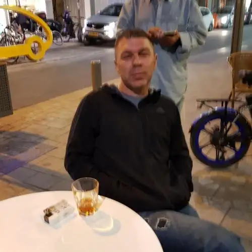 viktor, 51Haifa, Israel