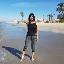Yana, 43