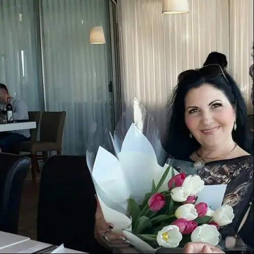 Nelly, 61Holon, Israel