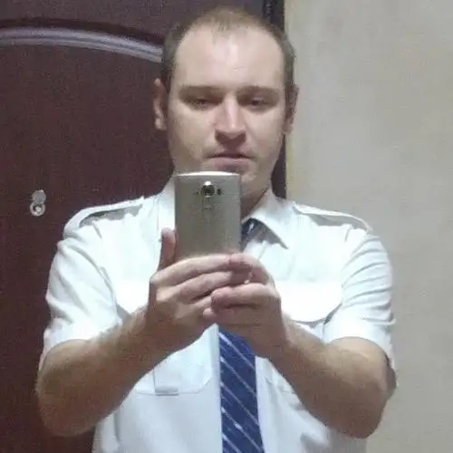 Aleksey, 41Rishon LeZion, Israel 