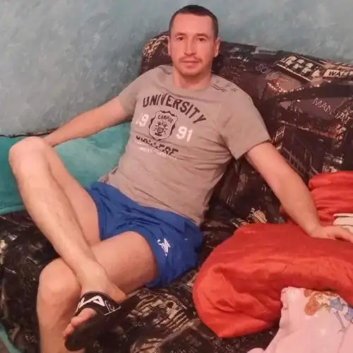 Serghei, 46Tel Aviv, Israel 