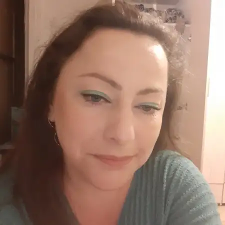 Yulia, 42Holon, Israel