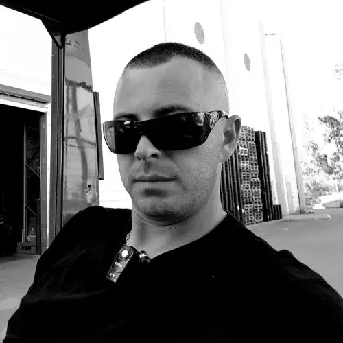 Max, 41Rishon LeZion, Israel