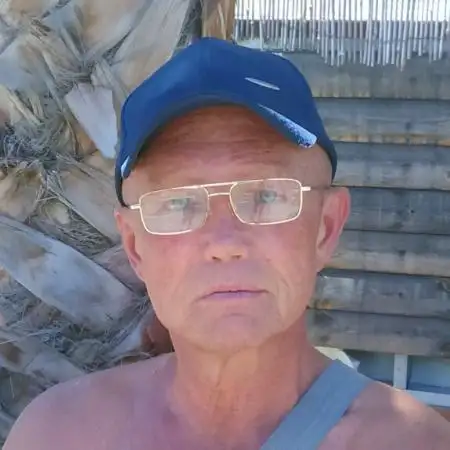 Aleks, 65Haifa, Israel 