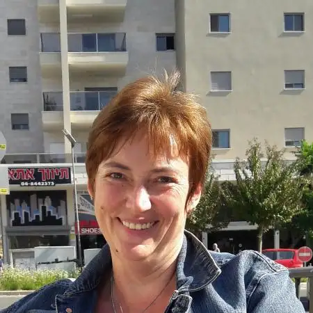 Elena, 56Haifa, Israel 