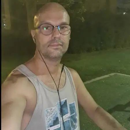 Uri, 56Petah Tikva, Israel