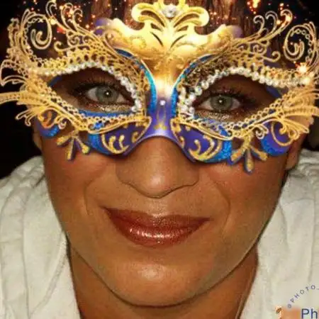 Yuliya, 58Yavne, Israel 