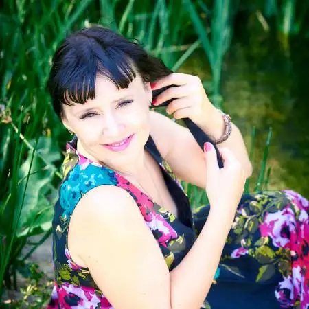 Olga, 48Ukraine 