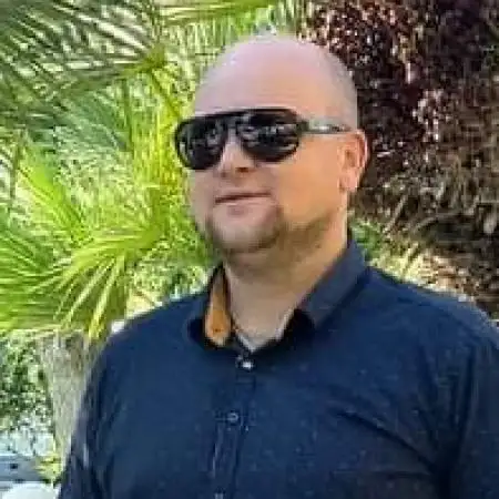 Ihor, 36Ramat Gan, Israel 