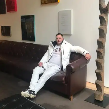 Viktor, 37Moldova