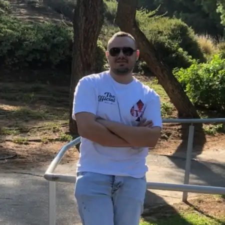 Oleg, 36Petah Tikva, Israel