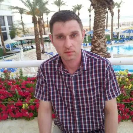 Boris, 47Holon, Israel 