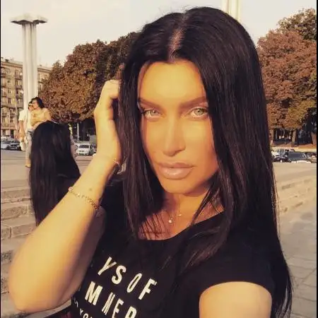 Elena, 44Ukraine 