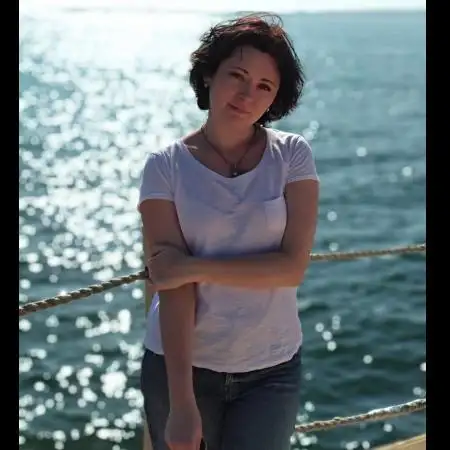 Yuliya, 47Russia 
