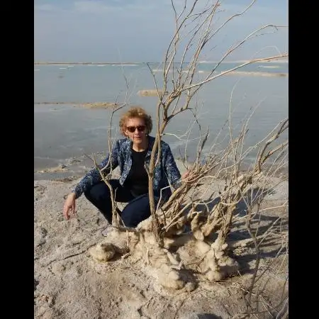 Zina, 67Petah Tikva, Israel