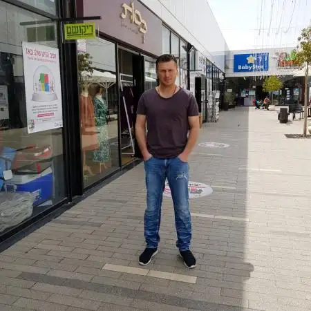 Aleksey, 53Ariel, Israel 