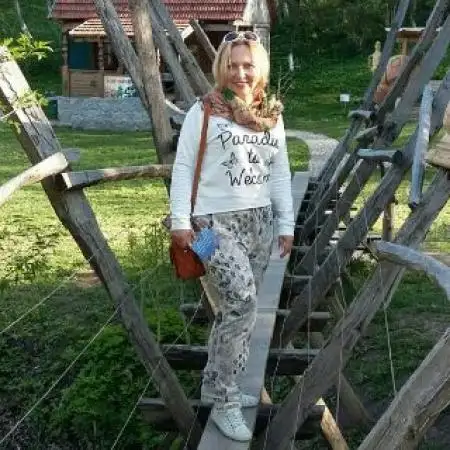Elena, 61Ukraine