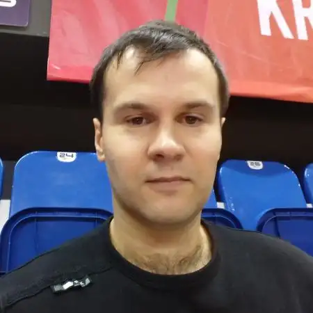 roman, 40Holon, Israel