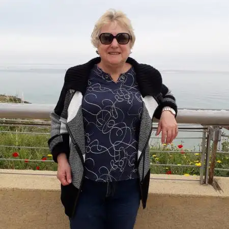 Jenya, 65Netanya, Israel 