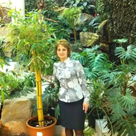 Elena, 50Tel Aviv, Israel 
