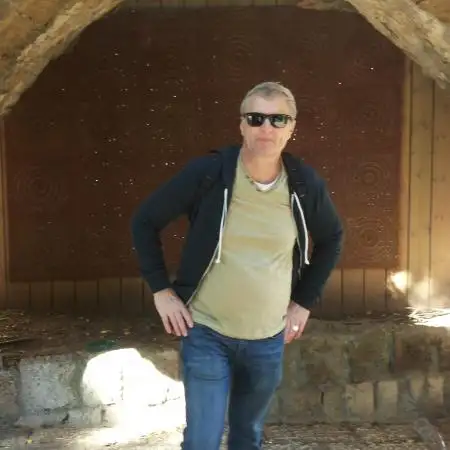oleg, 63Holon, Israel 