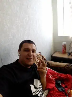 Maksim, 37Ukraine 