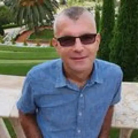 Vladimir, 48Haifa, Israel 