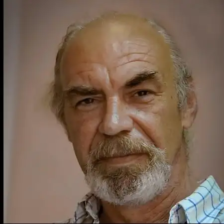 Mihael, 66Lod, Israel 
