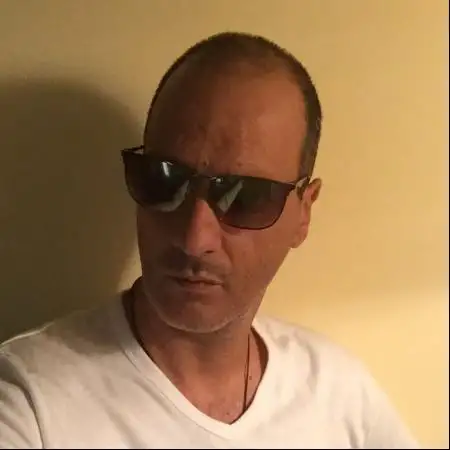 roni, 55Rishon LeZion, Israel 