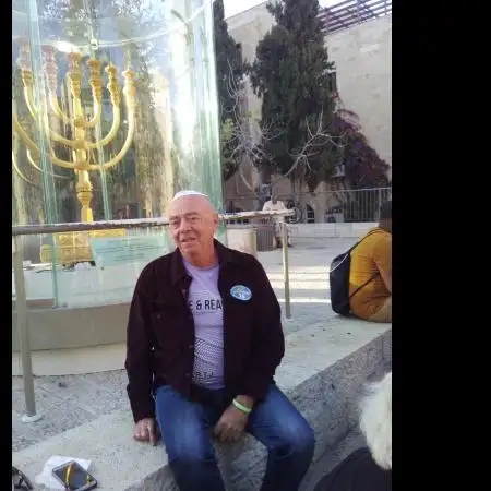 georgiy, 74Ashdod, Israel 