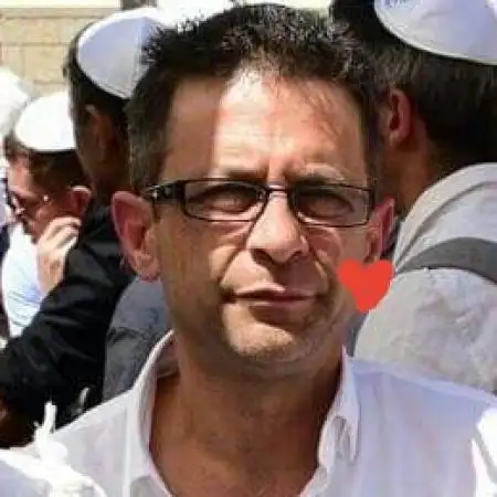 Alex, 57Petah Tikva, Israel