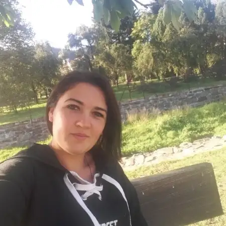 Yuliya, 34Ukraine 