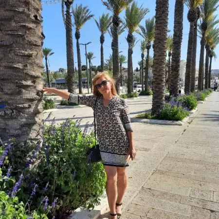 Viktoriya, 45Ashdod, Israel 
