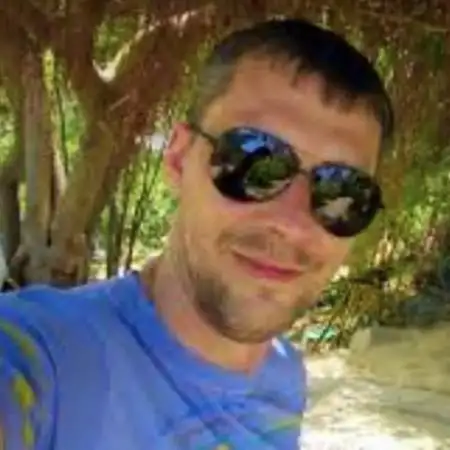 Alexander, 44Haifa, Israel