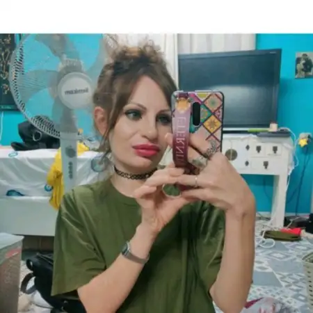Anna, 40Lod, Israel 
