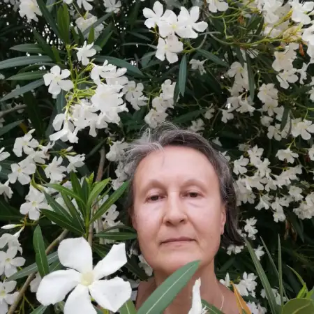 Ella, 60Russia 