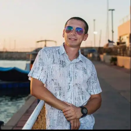 Dima, 38Holon, Israel 