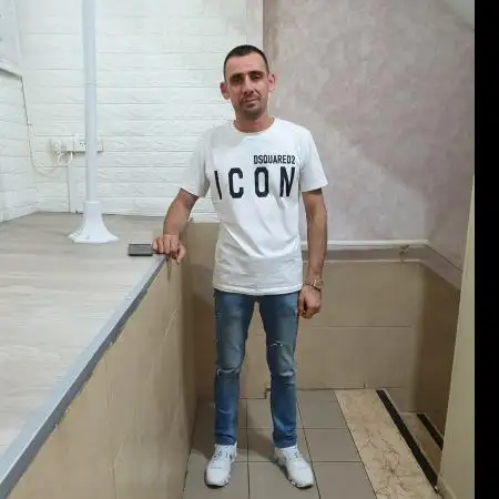 Andrey, 40Hedera, Israel