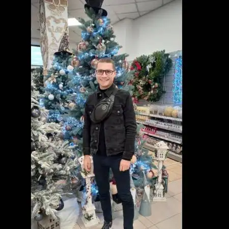 Viktor, 33Lviv, Ukraine
