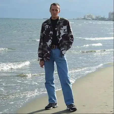 Oleg, 47Beit Shemesh, Israel