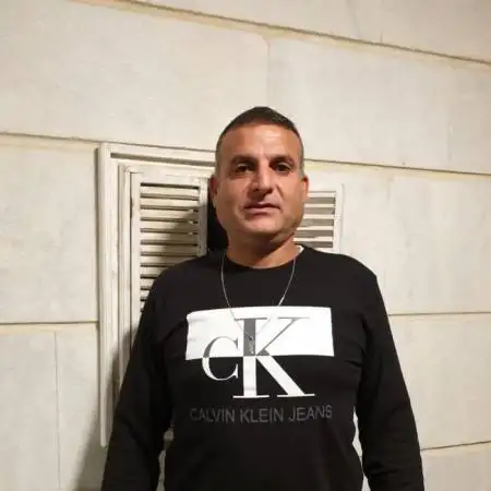 שרון, 53Holon, Israel