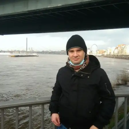 Denis, 42Halberstadt, Germany 
