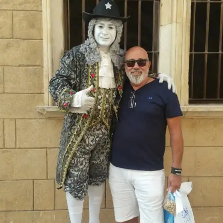 מיקי, 71Haifa, Israel 