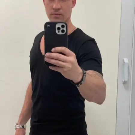 Yuriy, 43Rishon LeZion, Israel 
