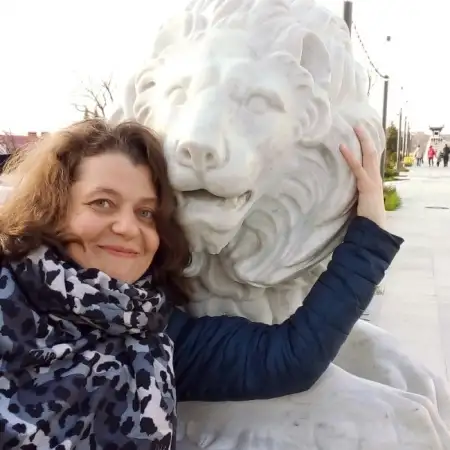 Anna, 45Sevastopol, Ukraine 