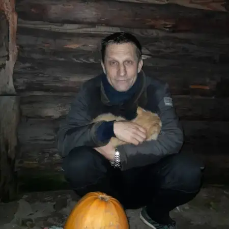 Aleksandr, 52Ukraine