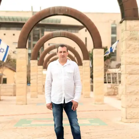 Andrey, 44Haifa, Israel 
