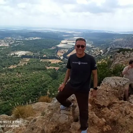 Michael, 55Lod, Israel 