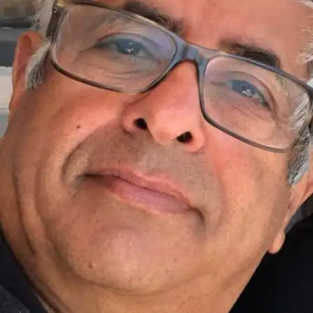 Avi, 73Holon, Israel